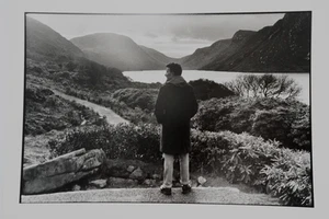Foto Analog- 90' Olivier Culmann Bericht IN Irland 18X24cm Schwarz Und Weiß - Picture 1 of 1