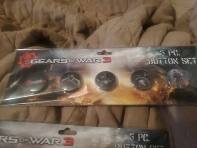 GOW3 Gears of War 3 | 5 pc. Button Set (NECA/Epic Games,2011) NIB Factory Sealed - Image 1 of 2