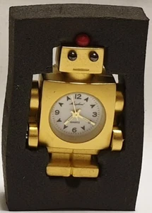 ROBOTS : SMALL ROBOT CLOCK MADE OF METAL - Picture 1 of 8