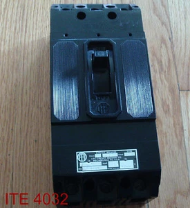 ITE 4032 INTERRUTTORE 20 AMP 3 POLI TIPO ETM 600 VOLT - Foto 1 di 4