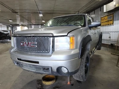 2007 GMC Sierra Denali Pickup Front Axle Differential 3.42 Ratio AWD - Image 1 of 4