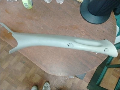 Dodge Ram 2500 3500 2008 bronceado lado del pasajero pilar A 5GR29TRMAE Foto 1 de 4