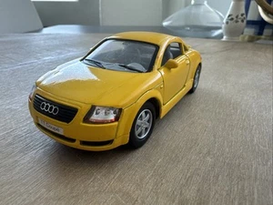 KINSMART 1:32 Scale Audi TT Diecast Car Model In Yellow - Picture 1 of 11