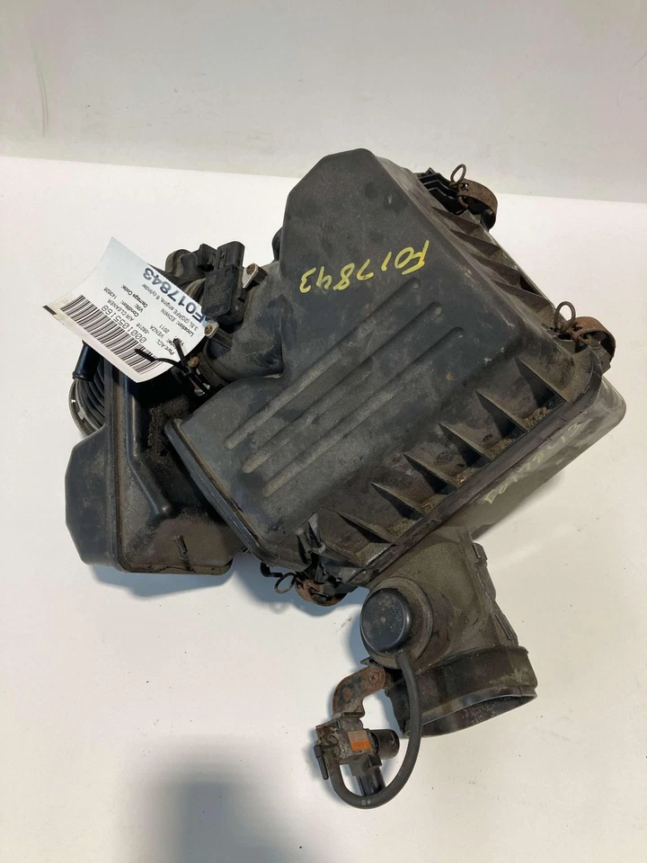 09 10 11 12 13 14 15 16 TOYOTA VENZA Air Cleaner - Image 1 of 1