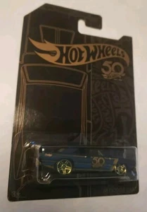 Coche Dodge Dart Hot Wheels 2017 50 aniversario serie dorada '68 1:64 FRN37-K910 - Imagen 1 de 11