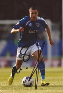 OLDHAM: MIKE JONES SIGNED 6x4 ACTION PHOTO+COA - Picture 1 of 1