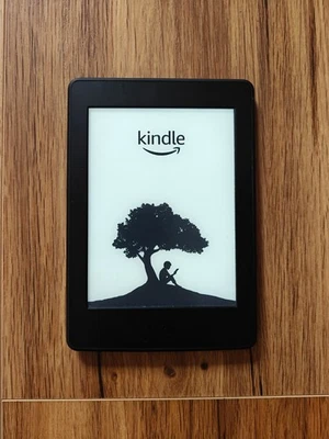 Amazon Kindle Paperwhite 2 (2013) 6. Generation eBook-Reader 6 Zoll schwarz 2GB - Bild 1 von 4