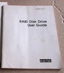 Vintage DEC RA81 Disk Drive User Guide - Bild 1 von 1