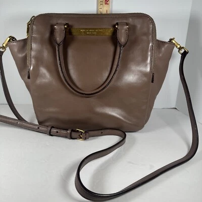 BOLSO DE MANO MARC JACOBS GOODBYE COLUMBUS BENTLEY ROOTBEER MARRÓN Foto 1 de 4