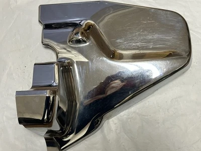 FUNDA LATERAL DERECHA MOTOR HONDA GL1800 GOLDWING Foto 1 de 4