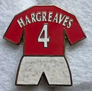 OWEN HARGREAVES NO.4 MANCHESTER UNITED FOOTBALL SHIRT PIN BADGE - GEALTERT - Bild 1 von 3