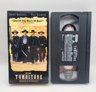 Tombstone (VHS, 1994) Kurt Russell Val Kilmer Hollywood Pictures Western - Imagem 1 de 3