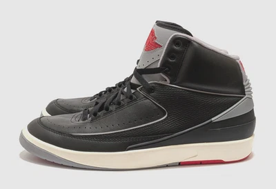 Sapatos de vela tamanho 13 - NIKE - Air Jordan 2 retrô DR8884-001 preto cimento cinza vermelho - Imagem 1 de 4