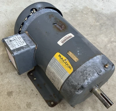Baldor .75 hp, 850 rpm, 3 phase, 184 Frame Electric Motor M3602 - Image 1 of 4