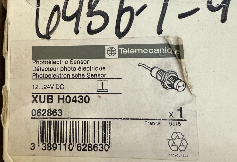 TELEMECANIQUE XUBH0430 PHOTOELECTRIC SENSOR 12/24V 2WIRE NEW OLD STOCK - Image 1 of 1