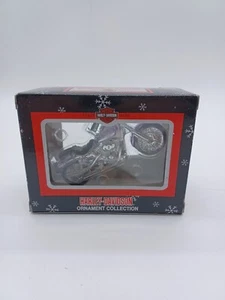 2001 CAVANAGH HARLEY DAVIDSON NORTH POLE MOTORCYCLE CLUB CHRISTMAS TREE ORNAMENT - Picture 1 of 3