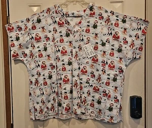 Christmas Santa Dogs Scrub Top 2X-Large Butterick #B4946 Homemade NEW! - Picture 1 of 3