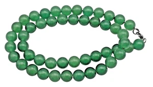 BEAUTIFUL Green Jade Beads Ladies 19" Necklace - Picture 1 of 3
