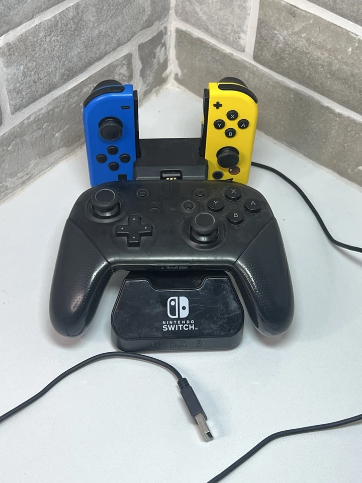 PowerA Controller Charging Base/Stand for Nintendo Switch - Working & Tested - Image 1 of 4