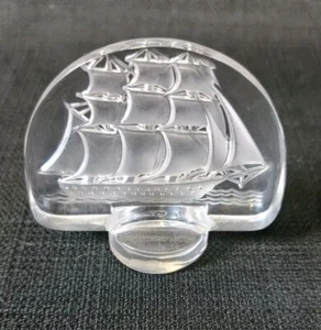 LALIQUE France CRYSTAL Caravelle Seal SHIP CLEAR & FROSTED Art GLASS SCULPTURE - Picture 1 of 9