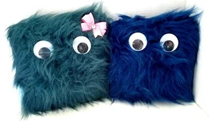 Handmade MONSTER Pillows Halloween Decor Mr. & Mrs. Fuzzy Big Eye Pair SALE - Imagen 1 de 3