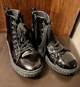 Girls Black Patent Boots Size 1 Uk