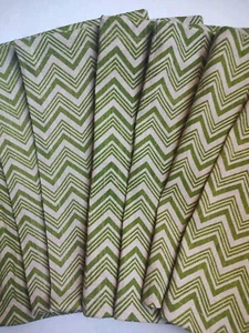 NEW Domain 8 pcs set Place Mats Chevron Jute Green Beige Cotton Home Christmas - Picture 1 of 24