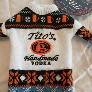 Tito's Handmade Vodka Mini Ugly Sweater For 750ml Bottle Advertising - Picture 1 of 8