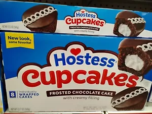 New Hostess Frosted Chocolate Cupcake With Creamy Filling Cupcakes 12.7 oz - Picture 1 of 2