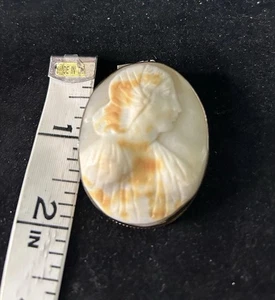 Antike Muschel Kamee Anhänger Brosche mit Quäker zurückgeschwungenen Haaren 14k Gold - Bild 1 von 10