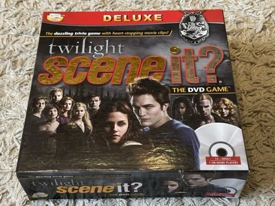 Twilight Board game - Deluxe Twilight Scene it? - The DVD Trivia Board Game - Image 1 of 4