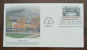 U.S - 1982 - CROWN HALL - FDC - Picture 1 of 2