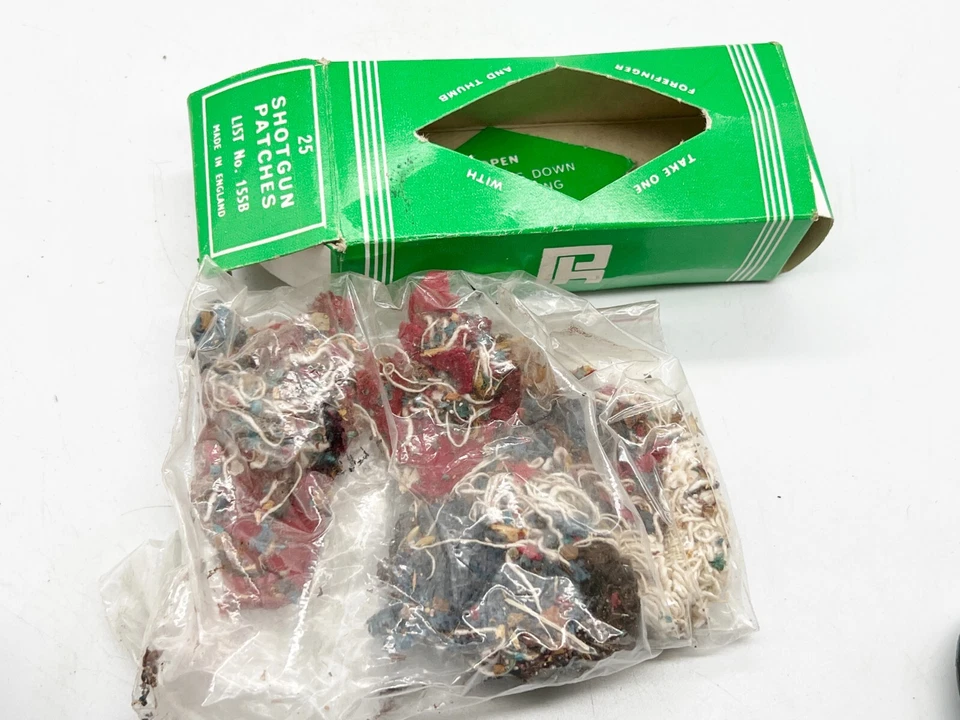 VINTAGE CARD BOX OLD PARKER HALE SHOTGUN CLEANING CLOTH 155B  PACTHES - Image 1 of 4