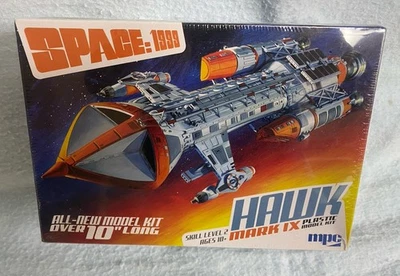 MPC Model Model Kit 1/72 Space 1999 - Hawk Mk IX New - Image 1 of 2