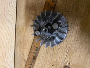Volante de una motosierra Craftsman 2.0 - Imagen 1 de 4
