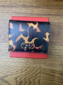 New Salvatore Ferragamo Gancini Logo Women Leather Card Holder Wallet Coin Purse - Picture 1 of 4