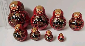 Vintage Russian Nesting Dolls Matryoshka - Red Set of 8 - Picture 1 of 4