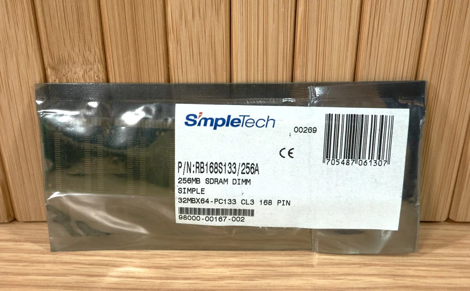  New SimpleTech 256 MB SDRAM DIMM PC133 168 pin Memory Stick - Image 1 of 1