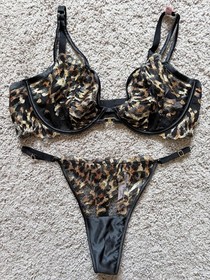NWT VICTORIA'S SECRET set LEOPARD STRAPPY VERY SEXY DEMI BRA 36D + THONG L
