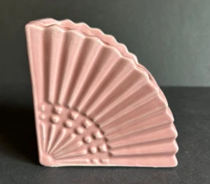 Vintage Pink Hand Fan Planter Vase Ceramic Book End 4 Inches High MCM - Picture 1 of 7