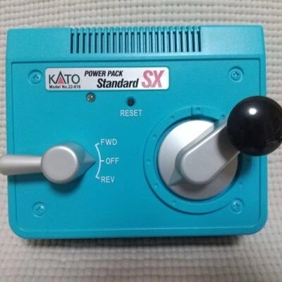 KATO Power Pack Standard SX Model #22-018 with AC adapter - Image 1 of 4