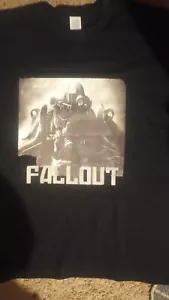 Fallout Shirt Size Large - Picture 1 of 2