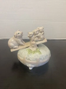 De colección. Caja de música de porcelana Otagiri mamá cerdo con bebés en sierra de mar - Imagen 1 de 7