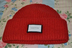 YAITTE 100% Merino Wool Red Beanie Hat Womens One Size - Picture 1 of 6