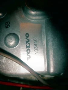 Good Used Genuine Volvo ref# 1334401 Sunroof Operating Motor 1984-88 740 and 760 - Picture 1 of 12