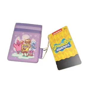 NUOVO CON ETICHETTE! Portacarte Loungefly Sponge Bob in ecopelle. Viola con slot per carte - Foto 1 di 6