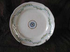 Rare assiette en faïence 18eme St Clément décor frise de houx et étoile - Imagen 1 de 16