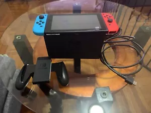 Nintendo Switch with Controller - Picture 1 of 4