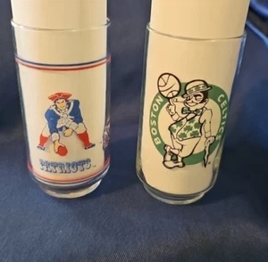 Vintage Mobil Gas NFL NBA Glass Set Celtics Patriots Promo Sports Lot of 2 - Picture 1 of 7