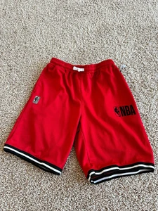 NBA youth boys basketball shorts, red, size L(14-16) - Picture 1 of 4